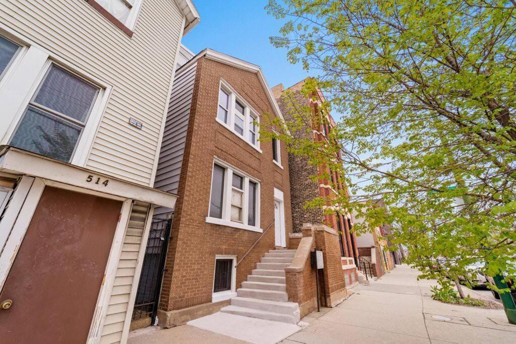 Cozy, Top-Floor 3Br Loft With Balcony In West Town シカゴ エクステリア 写真